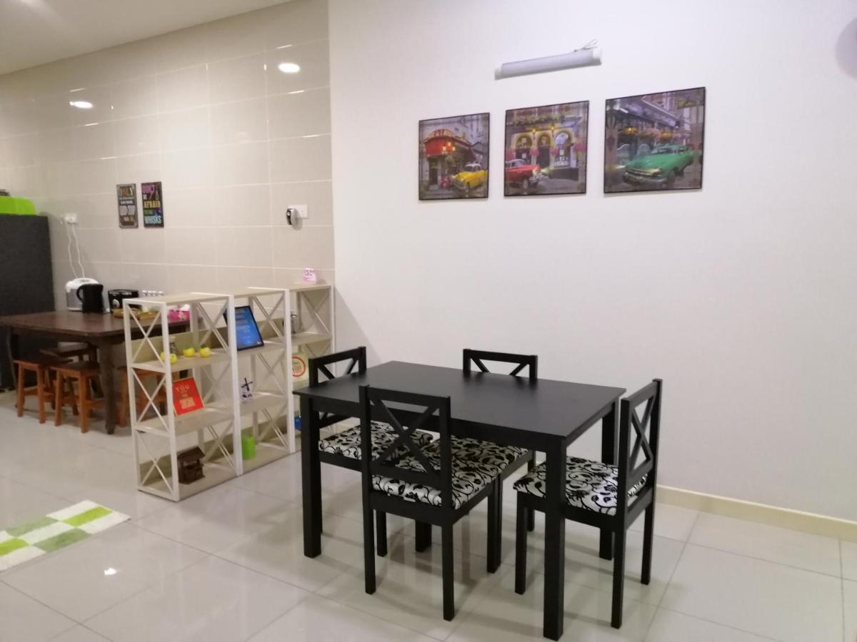 A&D Home-stay @Kota Warisan, Sepang  Bagian luar foto