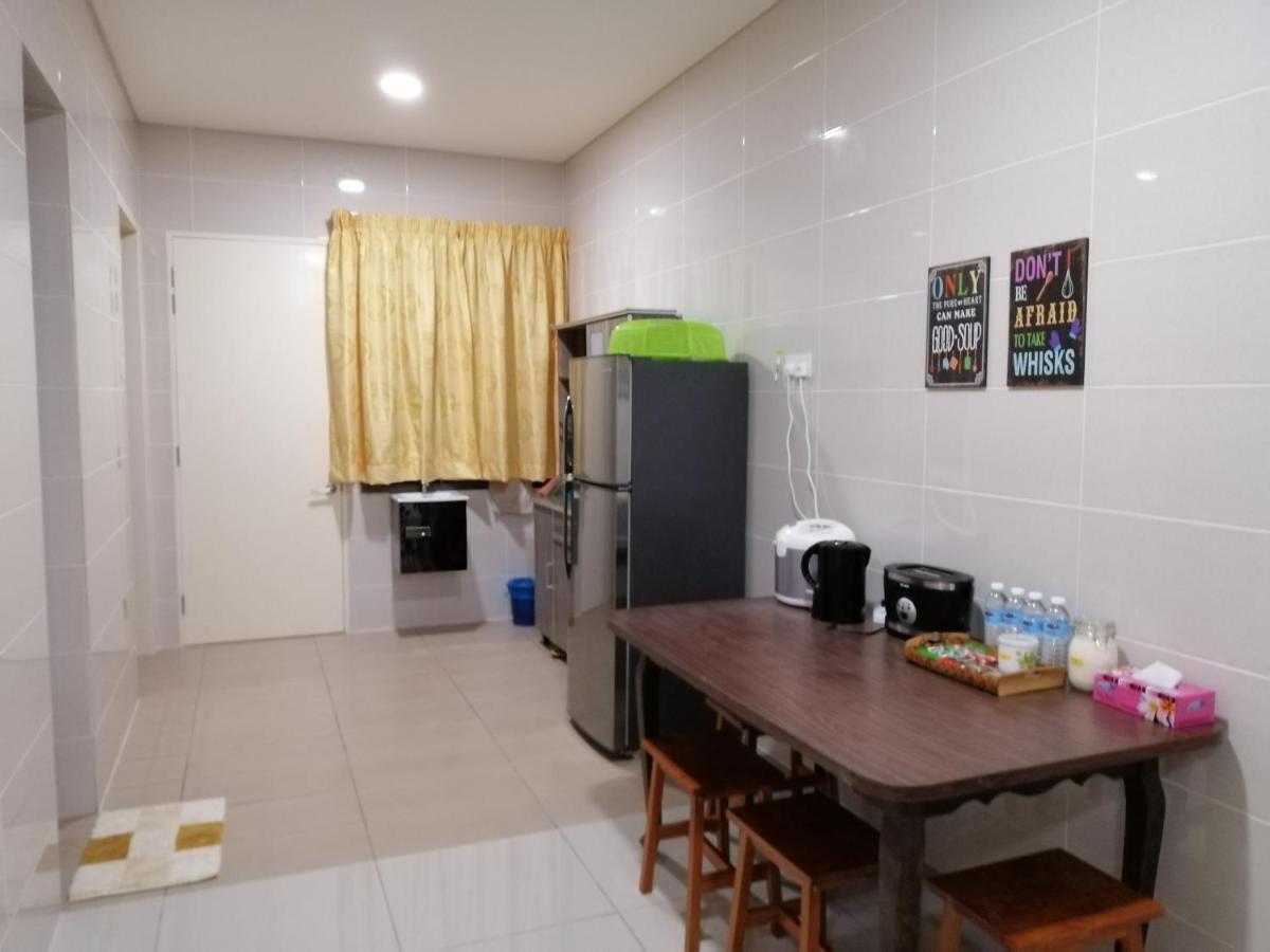 A&D Home-stay @Kota Warisan, Sepang  Bagian luar foto