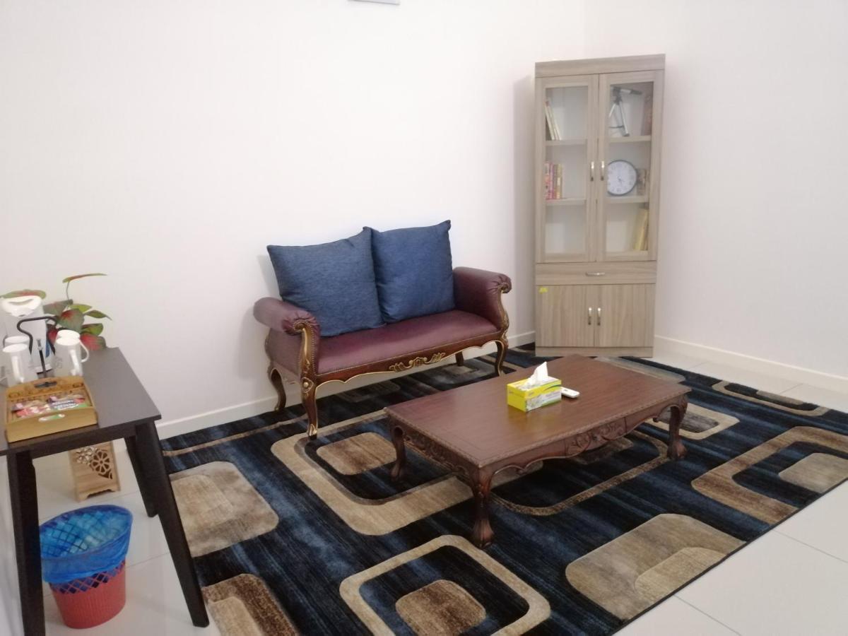A&D Home-stay @Kota Warisan, Sepang  Bagian luar foto